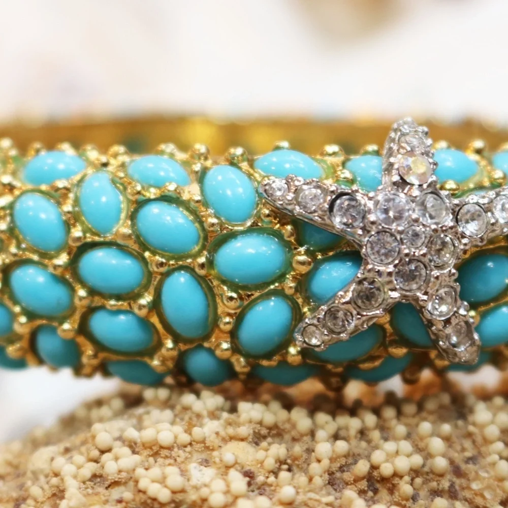 ⚜️ Vintage Kenneth Jay Lane Crystal Starfish Turquoise Cabochon Bracelet - Picture 2 of 16